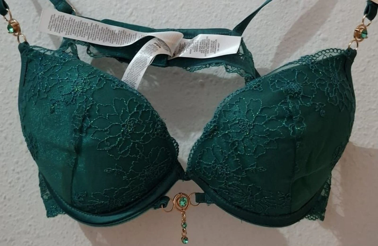Sujetador verde encaje New Yorker 85A push up limite edition Y2K – photo 3